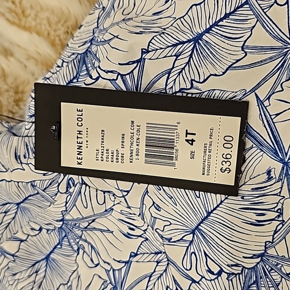 NWT Kenneth Cole 2 piece set - Picture 3 of 10
